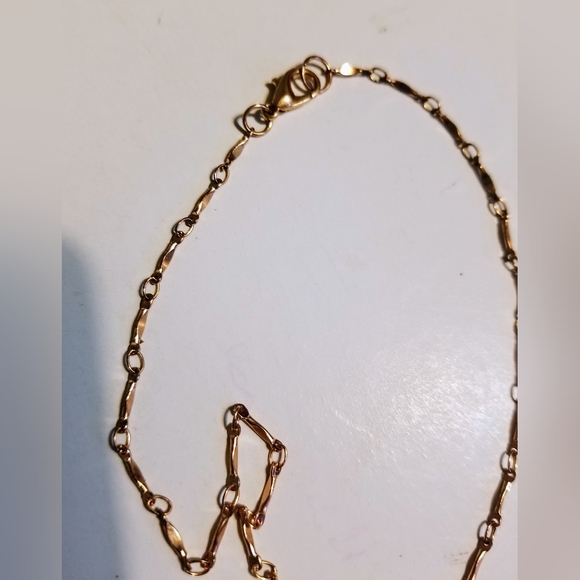 Stunning Jade buffalo on a 24" chain. Handmade - Picture 2 of 4